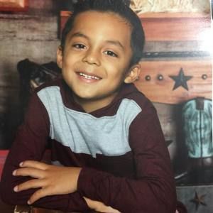 Meet your Posher, Mayra